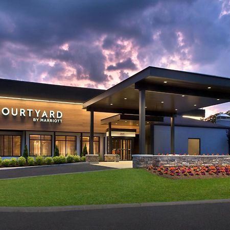 Hotel Courtyard By Marriott Poughkeepsie Esterno foto
