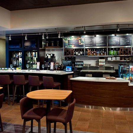 Hotel Courtyard By Marriott Poughkeepsie Esterno foto