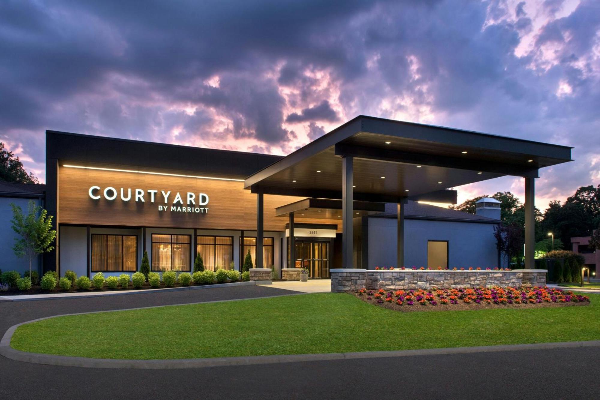 Hotel Courtyard By Marriott Poughkeepsie Esterno foto