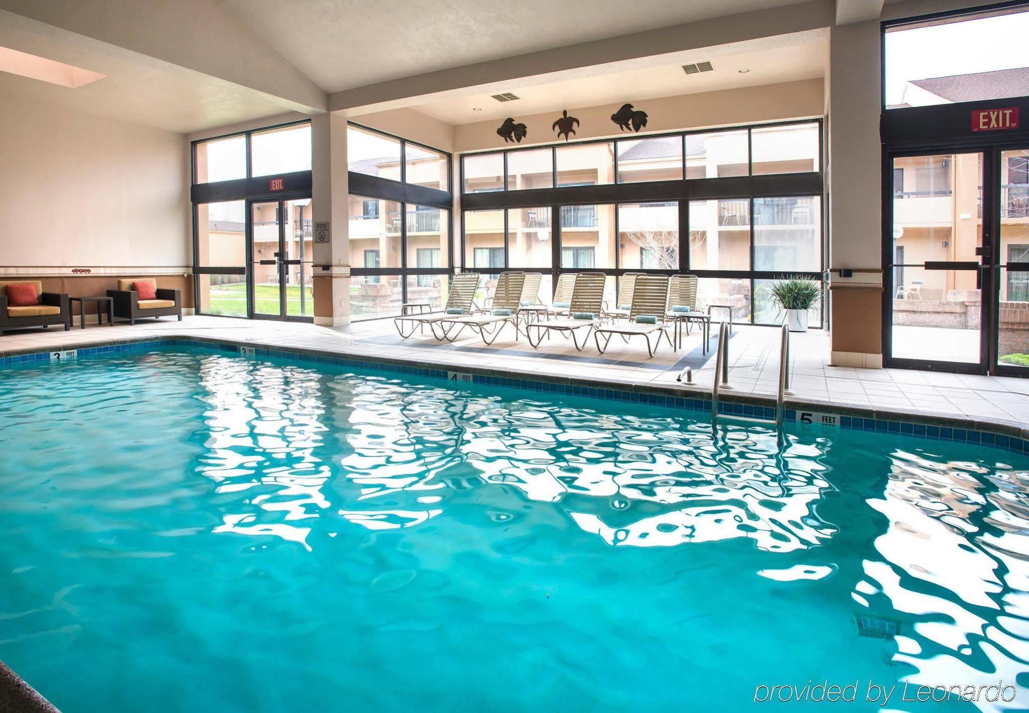 Hotel Courtyard By Marriott Poughkeepsie Esterno foto